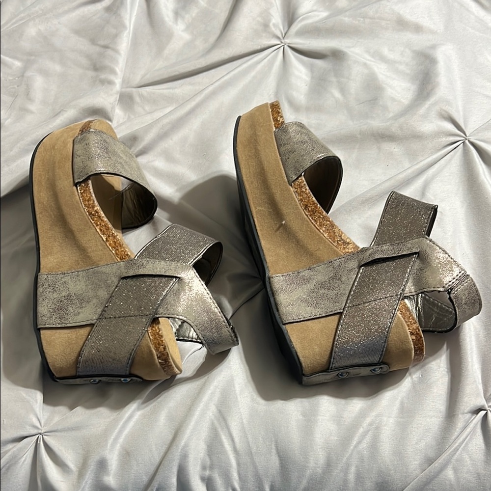 COPY - Pierre Dumas Silver Sandals with Metallic Finish - Picture 4 of 6